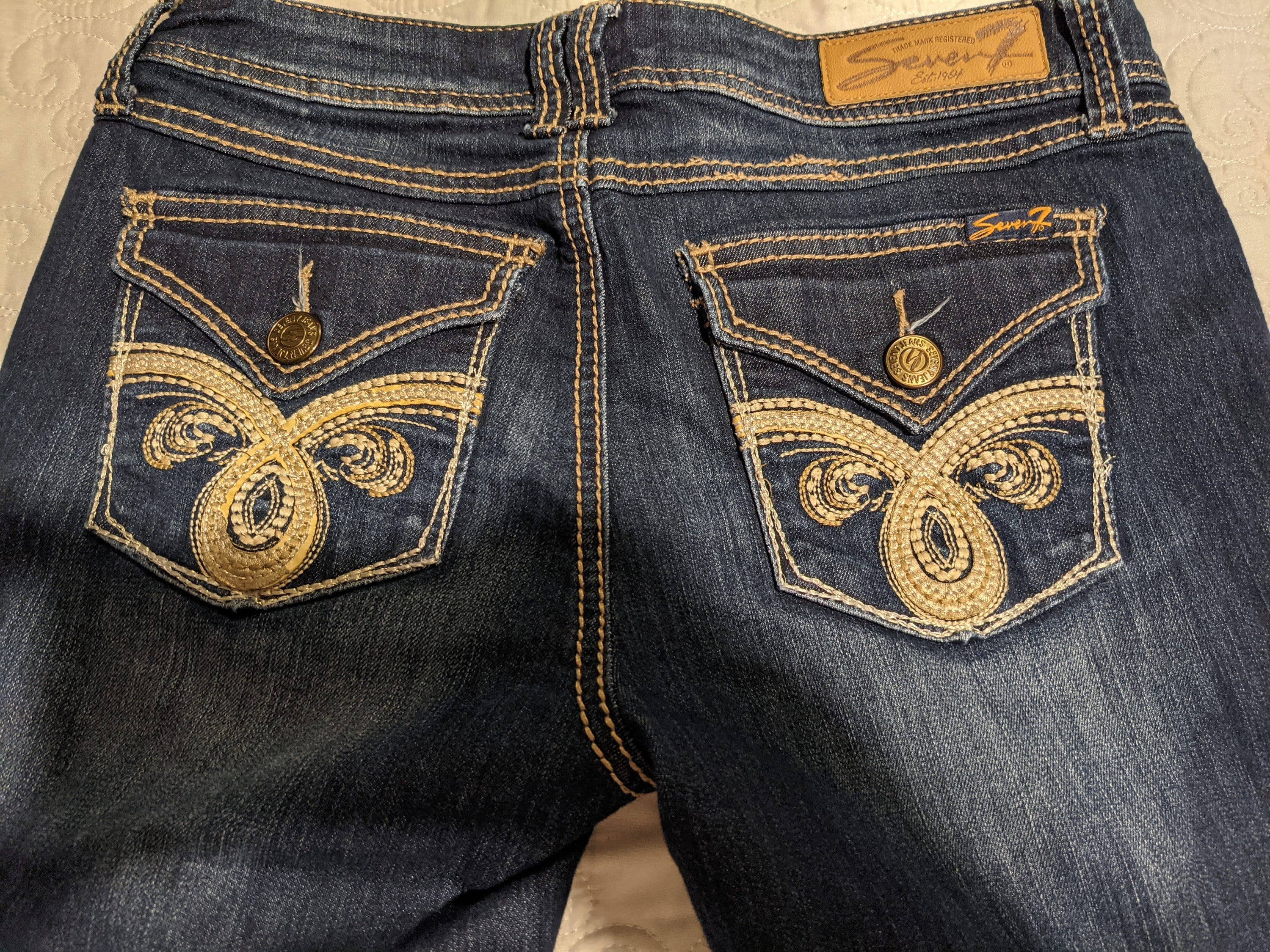 Jeans with hotsell designs on pockets