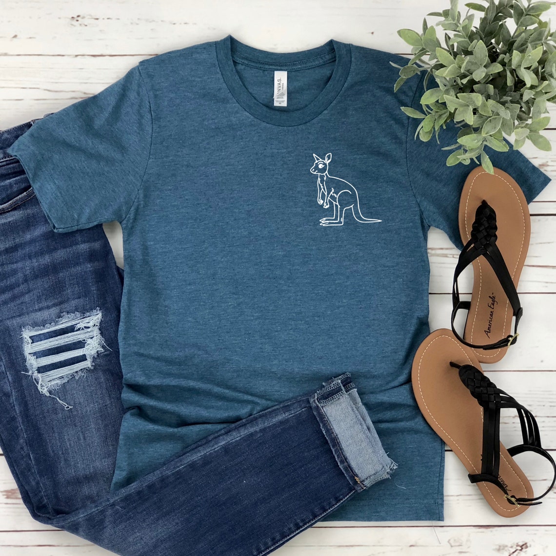 Kangaroo Pocket TShirt Kangaroo Tee Kanga Australia Shirt Etsy