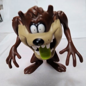 Warner Bros. Rare Green Tongued Taz the Tazmanian Devil Action Figure