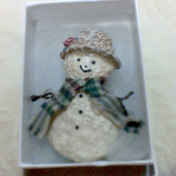 Vintage Enesco Christmas Snowman Brooch by Linda Linquist Baldwin