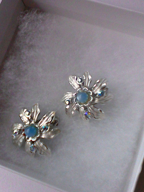 Vintage Judy Lee Silver Tone Flower Earrings with… - image 2