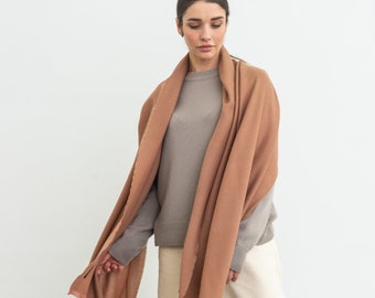 Cashmere and silk Italian woman scarf shawl stole wrap of premium quality, color Caramel light brown packed in gift box