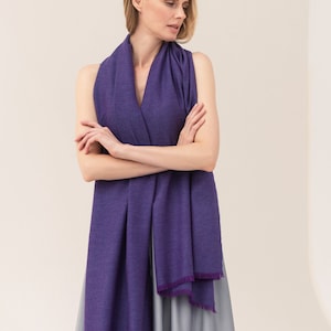 Cashmere Large Scarf shawl wrap stole foulard of premium quality in Rich Blueberry color