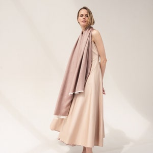 Cashmere and silk scarf color Sparkling rosé image 1