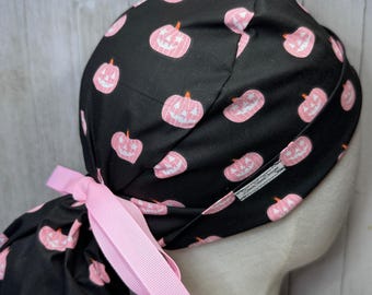 Pink Jack-o'-Lanterns on Black Ponytail Scrub Cap: Women's Halloween OR Surgical Hat, Trick-or-Treat Doctor Nurse Medical Pediatric Vet Tech