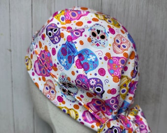 Dia de los Muertos Tie-Back Scrub Cap: Women's Pixie Sugar Skulls OR Surgical Hat, Day of the Dead Fall Holiday Doctor Nurse Medical ER PA