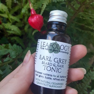 Earl Grey Beard & Hair Tonic with Cedarwood, Grapefruit and Bergamot Zero waste glass bottle, vegan image 9