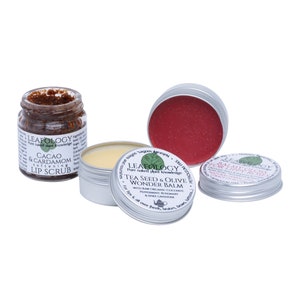 Lip Service | natural skincare | zerowaste | vegan | gift set | sensitive skin | lip balm | lip cheek tint | organic lip scrub | no plastic