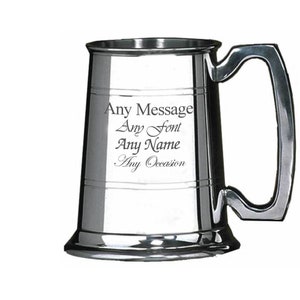 Jarra de peltre de media pinta de 10 oz personalizada y grabada. Cualquier mensaje grabado. Perfecta para cualquier ocasión.