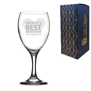 Engraved Wine Glass with World&#39;s Best Boyfriend Design