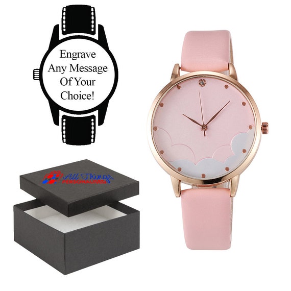 Orologio inciso personalizzato, cinturino in pelle rosa con