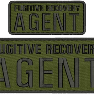Peut inclure: Deux patchs brodés verts avec des points noirs. Le patch du haut indique "Fugitive Recovery Agent". Le patch du bas est plus grand et indique "Fugitive Recovery Agent".