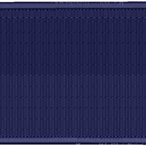 以下が含まれることがあります： 表面がテクスチャ加工された濃い青色の長方形のパッチ。パッチは織り生地で作られています。