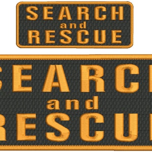 Może przedstawiać: Dwie haftowane naszywki z napisem "SEARCH and RESCUE". Naszywki mają złote litery i obramowania na ciemnoszarym tle. Większa naszywka jest prostokątna, z mniejszą wersją nad nią.