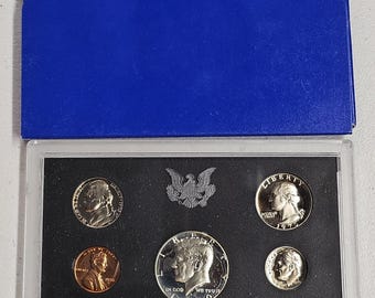 1970 Proof Set From the United States Mint in original packaging 40 percent Silver Half Dollar
