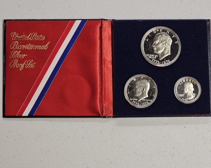 1776-1976 U.S. Mint Bicentennial 3 Coin 40 Percent SILVER PROOF Set with Case & COA