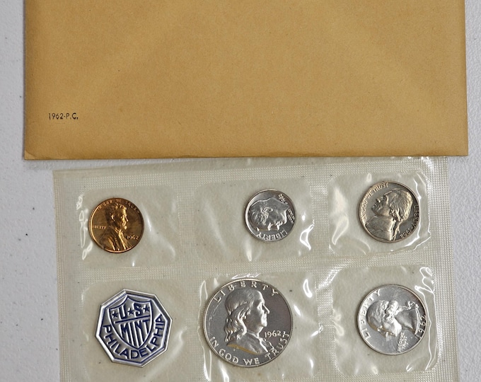 1962 SILVER Proof Set P.C. Philadelphia From the United States Mint in original packaging 90 percent Silver Half Dollar, Quarter, and Dime