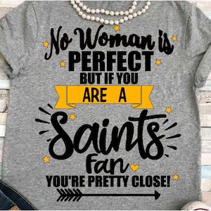 Futebol SVG DXF JPEG Silhueta Cameo Cricut mãe svg basquete ferro em Santos svg luta livre líder de torcida svg fã de Santos svg Nenhuma mulher perfeita