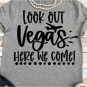 Reizen SVG DXF JPEG Silhouette Cameo Cricut vliegtuig groep vliegtuig vegas luchthaven shirt familie vliegtuig reis shirt kijk uit vegas hier komen we vliegen