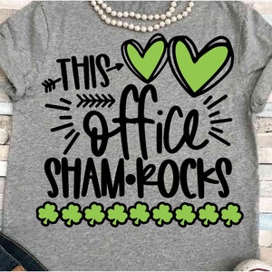 Escritório SVG DXF JPEG Silhueta Cameo Cricut Dia de São Patrício passar a ferro Nossa equipe equipe trevo camisa combinando colegas de trabalho grupo creche gerente