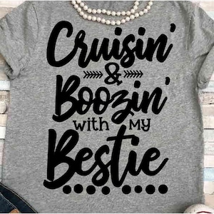 Cruisen en drinken SVG DXF JPEG Silhouette Cameo Cricut Dronken Alcohol wijn meisjes reis bestie ijzer op cruise shirt boot deur bord cruisen