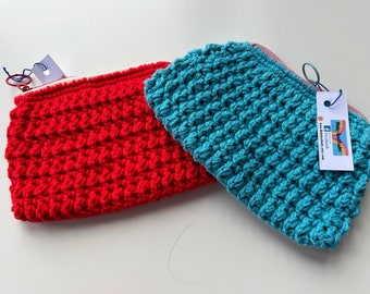 Crocheted purse - medium sized