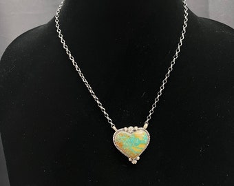 A M, Navajo, Green Turquoise Heart Necklace in Sterling Silver with Silver Rope Details, 17 inches