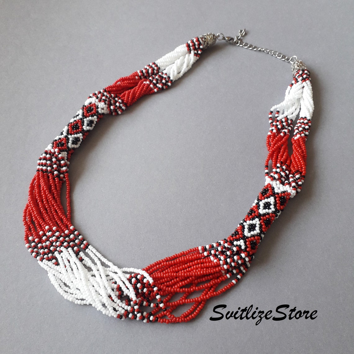 Traditional Ukrainian folk necklace Red white black seed bead | Etsy