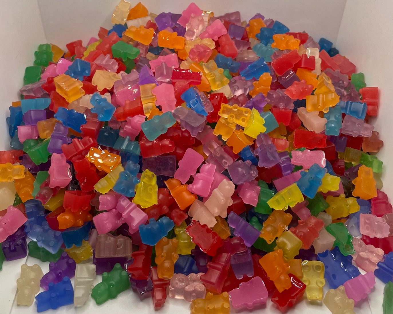 100 pçs mini resina gummy bear encantos do prego misturado