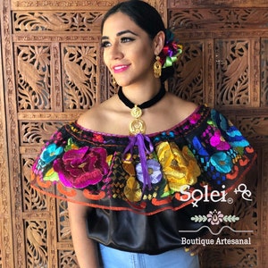 Hand Embroidered Chiapaneca Blouse. Colorful Mexican Blouse. Traditional Mexican Blouse. Floral Mexican Top. Off the Shoulder Blouse.