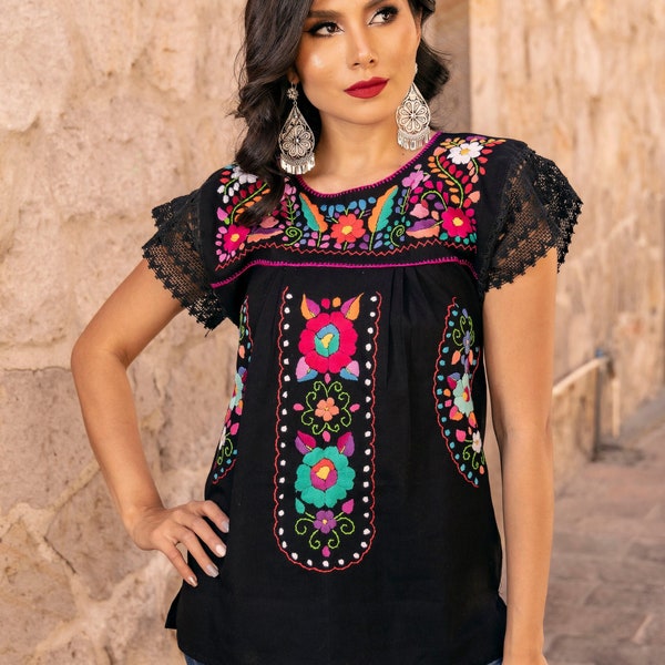 Blusa Mexicana Bordada a Mano. Tallas S - 3X. Blusa Mexicana Artesanal. Blusa Floral Bordada. Blusa Tradicional de Mexico