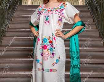 Mexican Long Floral Dress. Mexican Artisanal Dress. Traditional Hand Embroidered Dress. Bridesmaid Dress. Size S - 2X .