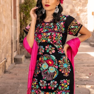 Mexican Coco Dress. Floral Embroidered Dress. Hand Embroidered Mexican Dress.Traditional Mexican Dress. Mexican Bridesmaid Dress.