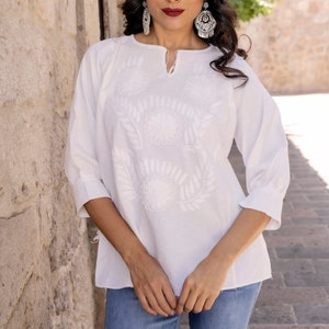 Hand Embroidered Long Sleeve Blouse. Mexican Top. Mexican Floral Blouse. Traditional Mexican Top.