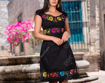 Floral Plunge Dress. Hand Embroidered Dress. Puff Sleeve Dress. Fashion Dress. Mexican Embroidered Dress. Mexican Fiesta. 5 de Mayo.