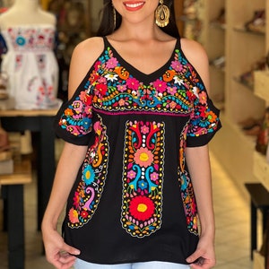Mexican Fashion Blouse. Size S-2X. Floral Embroidered Mexican Blouse. Plus Size Top. Traditional Mexican Top. Mexican Style Top. Boho Hippie