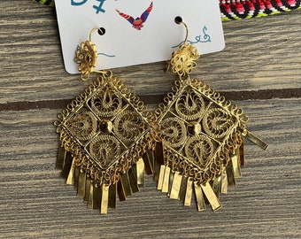 Mexicans Filigree Earrings. Gold Plated Filigree. Frida Khalo Earrings. Mexican Flower Earrings. Dangle Earrings. Traditional Earrings.