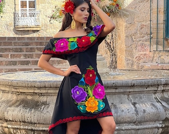 Mexican Asymmetrical Dress. Size S - 2X. Floral Embroidered Dress. Traditional Mexican Dress. Artisanal Mexican Party Dress. Latina Style.