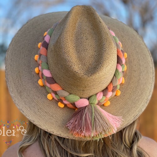 Mexican Artisanal Palm Hat. Mexican Hat 