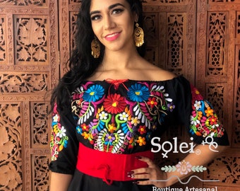 Front Tie Floral Embroidered Blouse. Off the Shoulder Blouse. Mexican Blouse. Frida Kahlo Style. Handmade in Mexico.