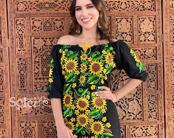 Mexican Sunflower Embroidered Dress. Floral Embroidered Dress. Mexican Traditional Dress. Handmade Mexican Dress. Mexican Fiesta Dress.