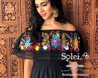 Angel Huipil ~Chiapas Blouse ~ Flower Shirt ~ Mexican Shirt ~ Ethnic Floral Shirt ~ Womens Shirt ~ Boho ~ Embroidered Shirt  Handmade Shirt