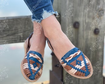 Mexican Huarache. Leather Mexican Sandal. All size Boho-Hippie Vintage Sandal.  Mexican Artisanal Huarache. Colorful leather Sandals.