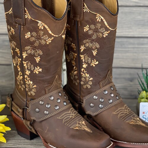 Women's Mexican Boot. Handmade Leather Floral Embroidered Etsy