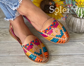 Mexican Huarache. Leather Mexican Sandal. All size Boho-Hippie Vintage Sandal.  Mexican Artisanal Huarache. Colorful leather Sandals.