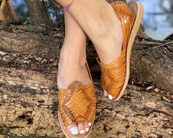 open toe beach sandals
