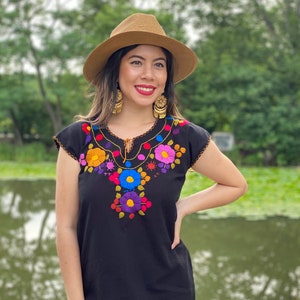 Hand Embroidered Floral Top. Colorful Artisanal Top. Embroidered Mexican Shirt. Hippie-Boho Mexican Blouse. Floral Blouse. Mexican Fiesta.