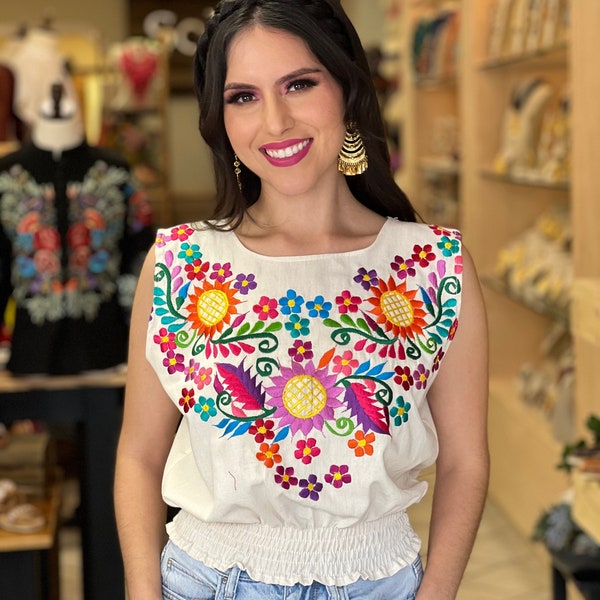 Crop Top Mexicano Floral. Crop Top Bordado Tradicional. Blusa Mexicana Artesanal. Blusa Tipica Mexicana. Crop Top estilo Etnico.