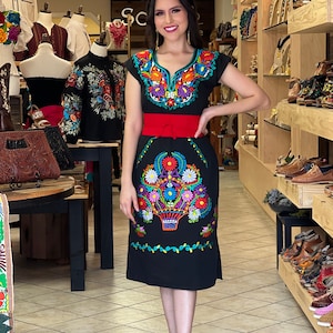Long Mexican Kimono Dress. Floral Embroidered Dress. Mexican Traditional Dress. Size S- 3X.Handmade Mexican Dress. Mexican Bridesmaid Dress.