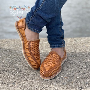 Men’s Mexican Leather Shoes. Mexican Leather Sandal. Mexican Huarache. Multicolor Leather Sandal. Men’s Fashion Loafers. Mexican Loafers.